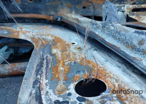 2011 Honda Accord 2.4 Se from USA, damaged, VIN 1HGCP2F66BA117936